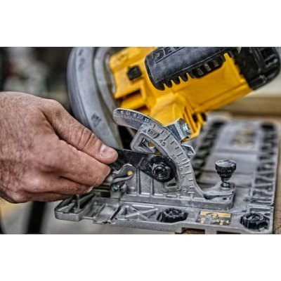 Scie circulaire Ø190mm 1600W DWE576K - Dewalt